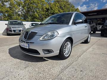 Lancia Ypsilon 1.2 Argento