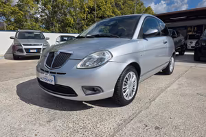 Lancia Ypsilon 1.2 Argento