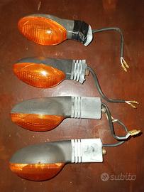 frecce specchietti ducati Monster 620 dark