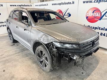 Volkswagen Touareg 2025 3.0 TDI R-Line NETTO 14900