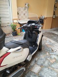 Peugeot Metropolis 400
