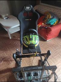 Postazione guida Trustmaster 