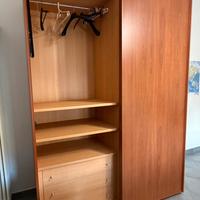 Armadio in legno di altissima qualità