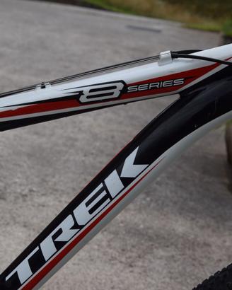 trek 8000