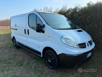 RENAULT TRAFIC 2.0 CTDi 115 FURGONE VAN AUTOCARRO