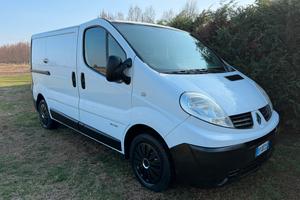 RENAULT TRAFIC 2.0 CTDi 115 FURGONE VAN AUTOCARRO