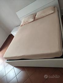 Letto matrimoniale