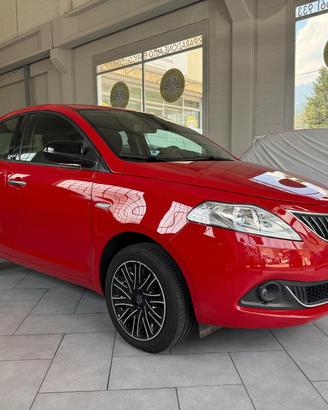 Lancia Ypsilon 1.0 FireFly 5 porte S&S Hybrid Ecoc