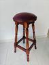 sgabello-alto-in-legno-stile-inglese