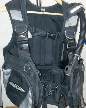 ATTREZZATURA SUBACQUEA