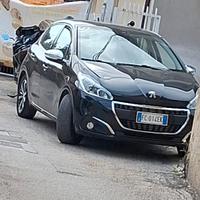 Peugeot 208 2016 