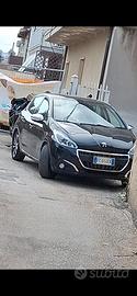 Peugeot 208 2016 