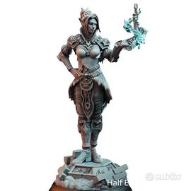 Miniatura mezz'elfa psionica in resina, H. 5 cm