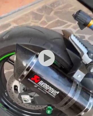 Terminale Akrapovic z 900