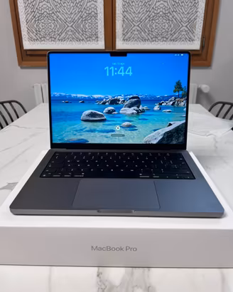 MacBook Pro 14” M2 Pro 32GB RAM/1TB SSD