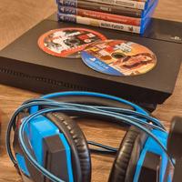 playstation 4 500gb + 8 giochi + joystick +cuffie