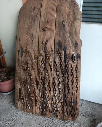 Slitta trebbiatrice detta tribulum