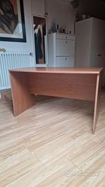 Scrivania 