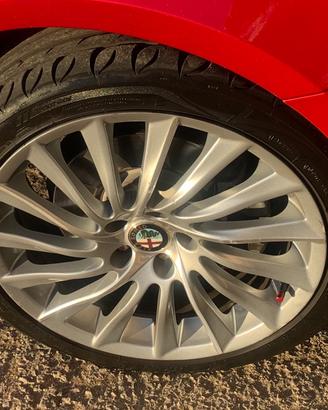 Cerchi a turbina Alfa Romeo Giulietta 18