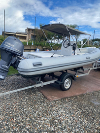 Gomme G48 con motore Yamaha 40 cv