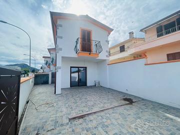 Villetta caposchiera di nuova costruzione