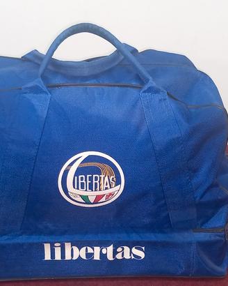 borsone da calcio libertas e borsone volley asics 