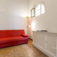 Al Collegio. Centro storico. Brevi e transitori