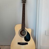 Chitarra acustica Cort ragazzo