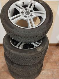 Cerchi con gomme termiche