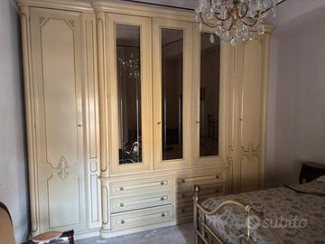 ARMADIO CLASSICO COLOR AVORIO CON SPECCHI