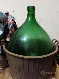 Damigiana  in vetro con contenitore