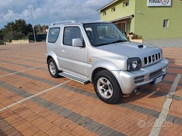 SUZUKI JIMNY 1500 DCI 85CV 4X4 GANCIO TRAINO