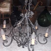 Lampadario in  ferro  battuto  Antico