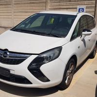 Opel Zafira Tourer cosmo 1.6cc Turbo metano 2014 