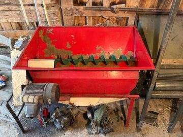 Diraspatrice per uva usata