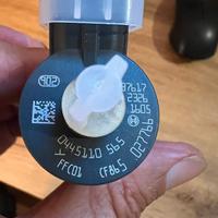 Iniettore Bosch 0 445110 565