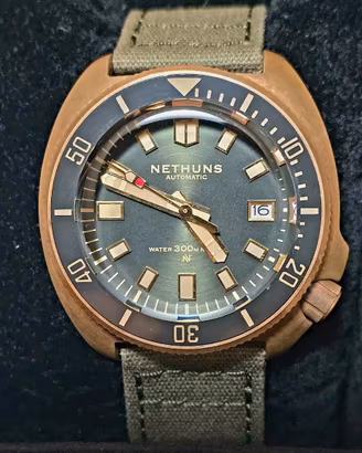 Nethuns Aqua bronze movimento Seiko 6r15