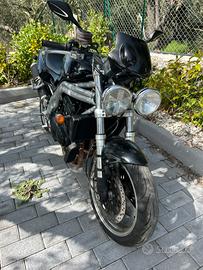 Triumph speed triple 955i 1999