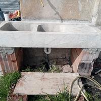 lavandino  doppia vasca in marmo  per esterno 