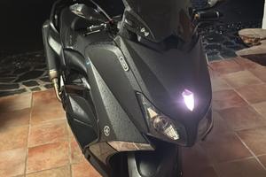 T-Max 530 Black Max 2013