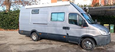 Camper iveco daily furgone
