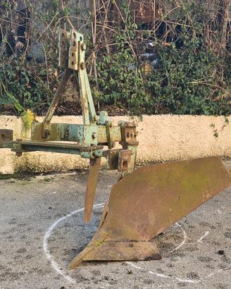 Aratro Nardi 38 sinistro monovomere