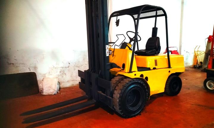 CARRELLO ELEVATORE MULETTO FIAT OM DIESEL 50 QT TO