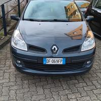 Renault Clio Storia 1.2 5 porte luxe 75cv