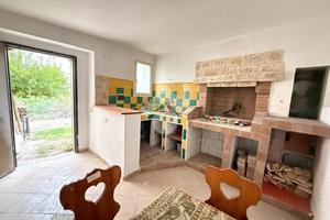 CASA INDIPENDENTE A MONTEFIASCONE