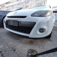 Paraurti anteriore RENAULT CLIO del 2009
