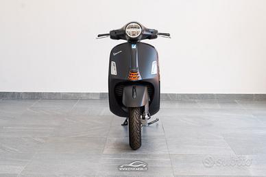 Vespa GTS 300 hpe Super Sport 310