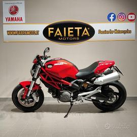 Ducati Monster 696 Plus - 2011