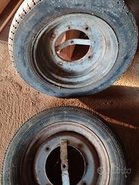 cerchi e gomme per Fiat 500 del 1970