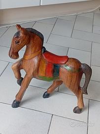 Cavallo in legno